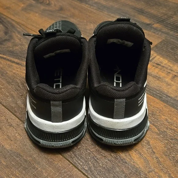 Nike Black Metcon 8, Women's Size 6 - Picture 3 of 7